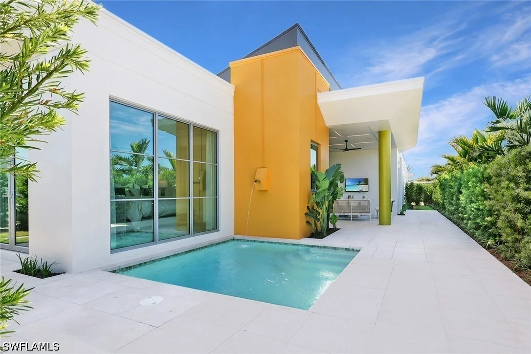 Photo of 3724 Grove Circle