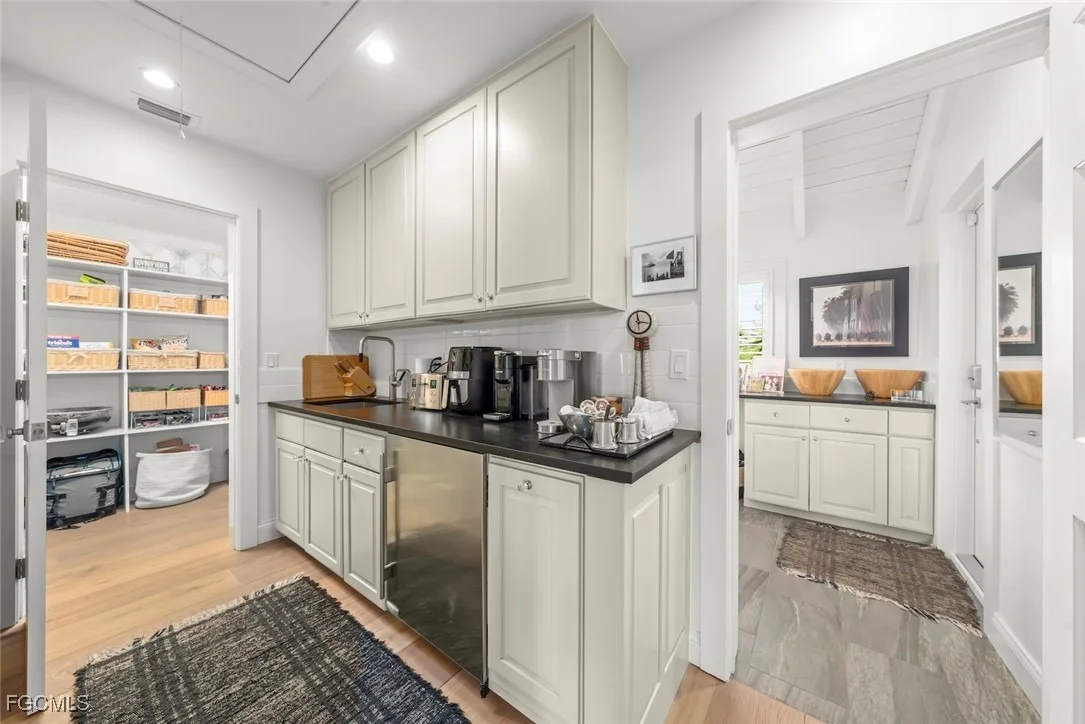 Photo of 5145 Joewood Drive