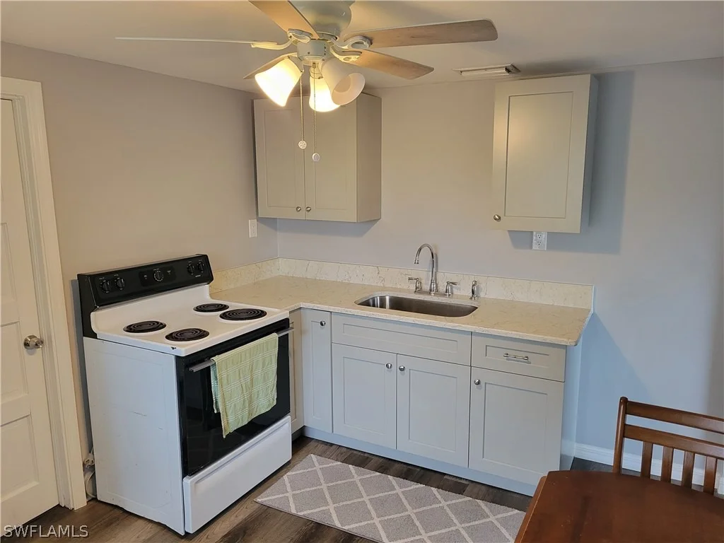 Photo of 2662 Mangrove Street