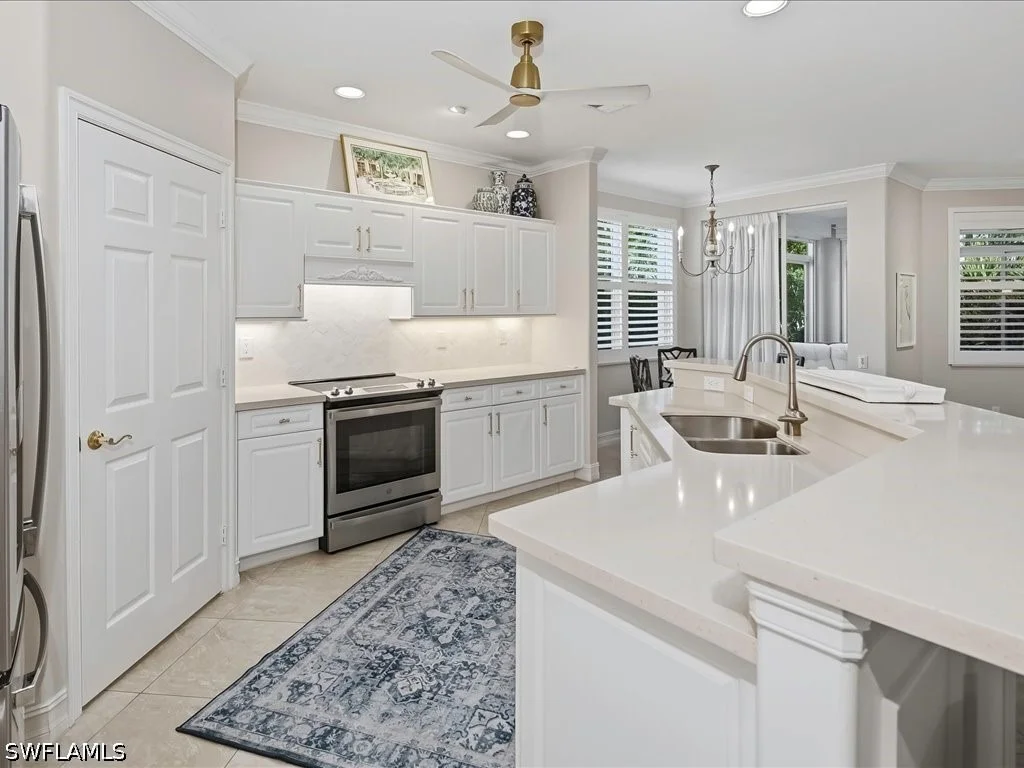 Photo of Unit 101 at 905 Carrick Bend Circle