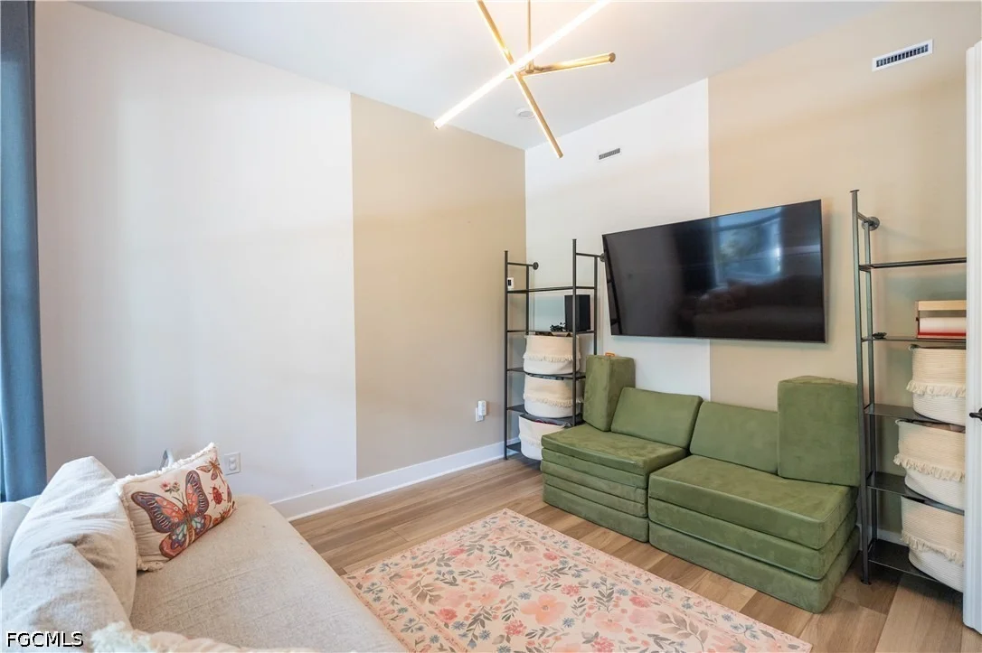 Photo of 42187 Hammock Lane