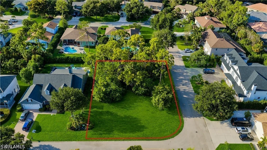 Photo of 527 Carpenter Court