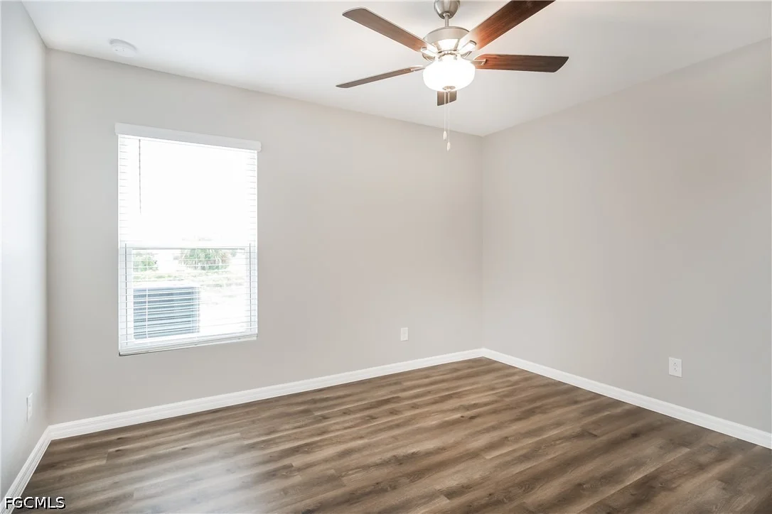 Photo of 856 Anchor Street E