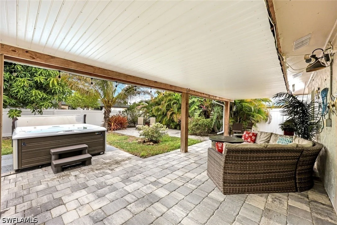 Photo of 645 101st Avenue N