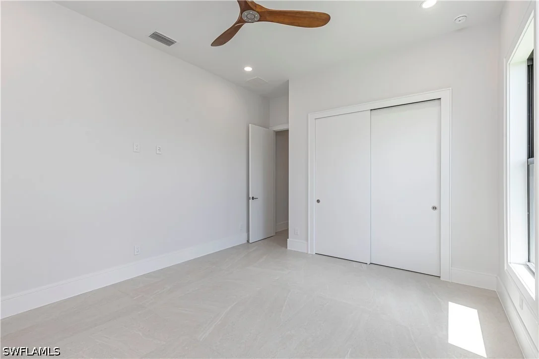 Photo of 18433 Royal Hammock Boulevard