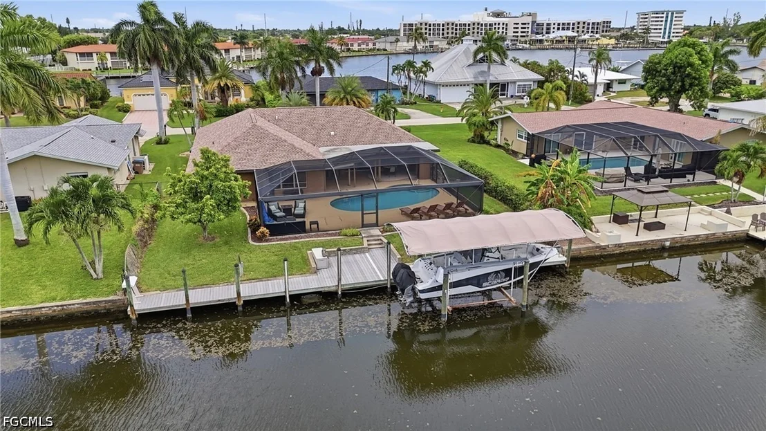 Photo of 418 Avalon Drive