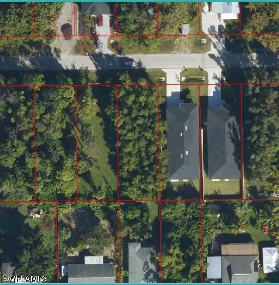 Photo of 3060 pinetree Drive