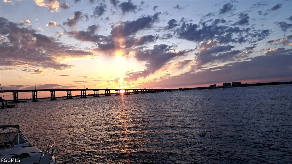 Photo of 2607 Bayshore Drive