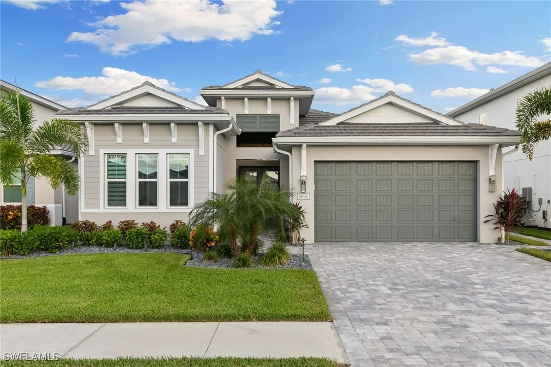 Photo of 9098 Montserrat Drive
