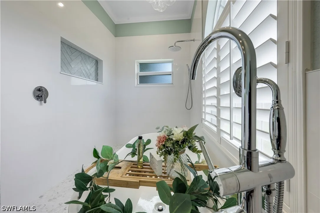 Photo of 2035 Teagarden Lane