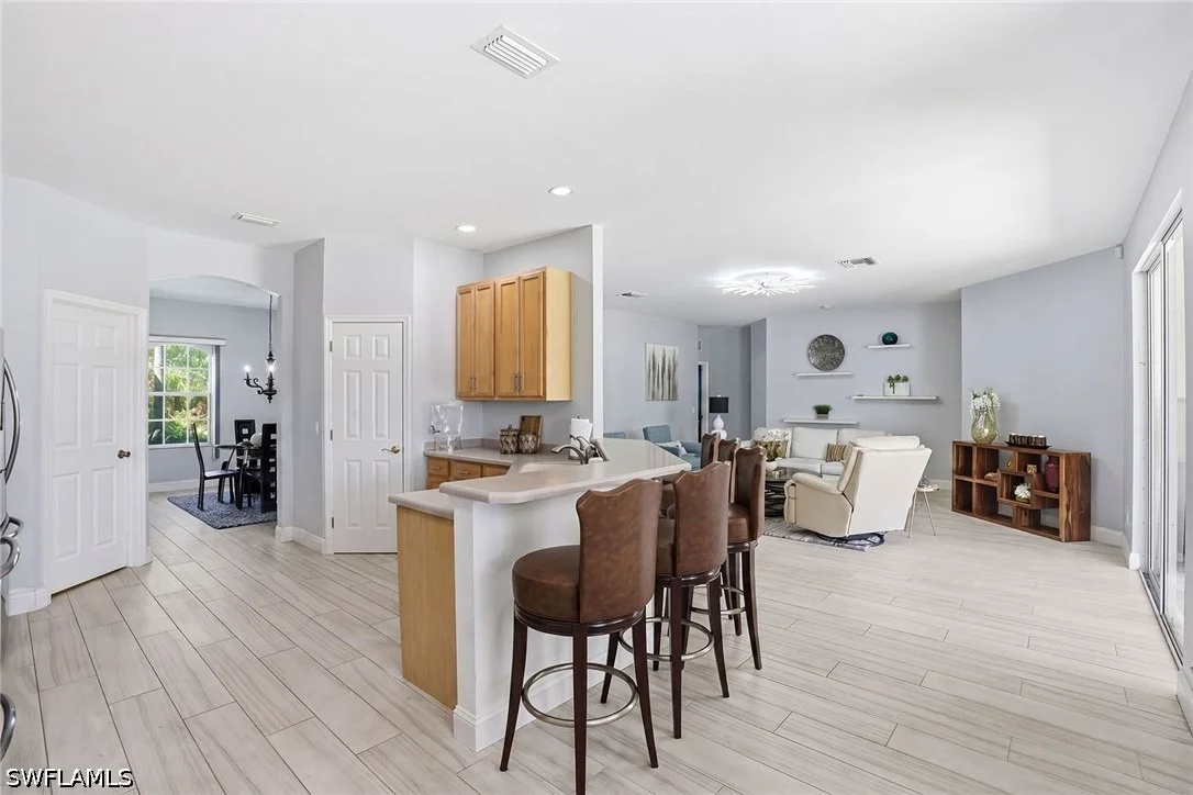 Photo of 4404 16th Avenue SE