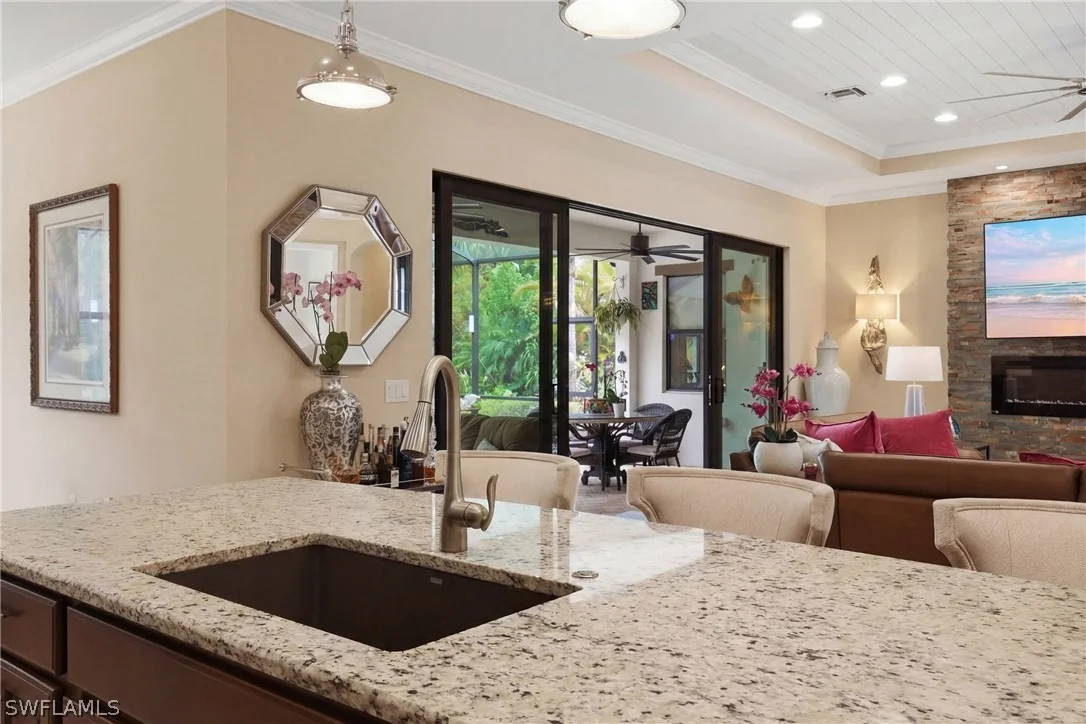 Photo of 2303 Somerset Place