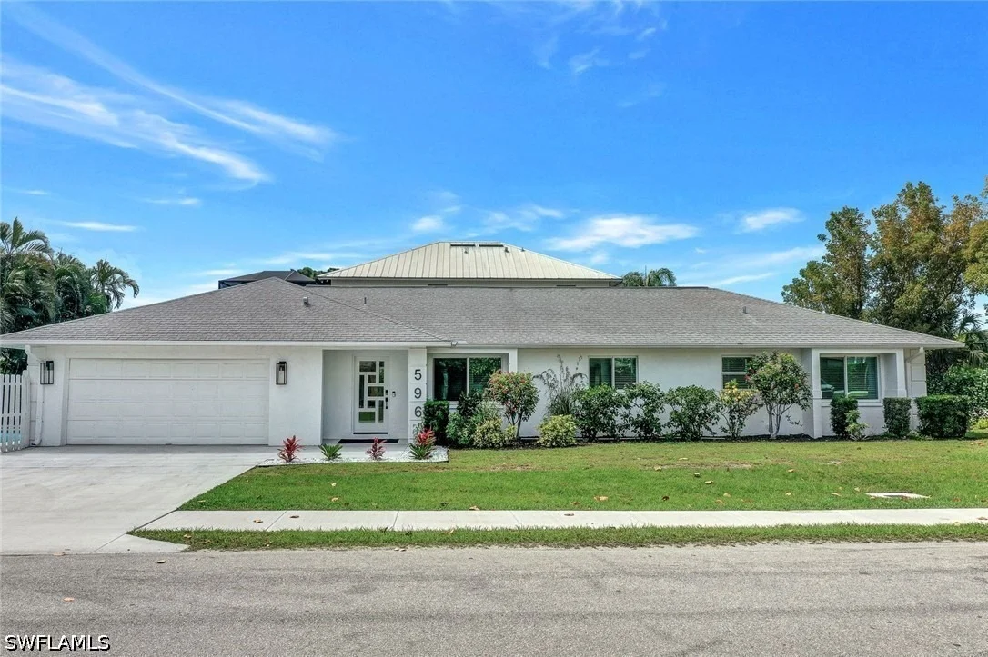Photo of 596 105th Avenue N