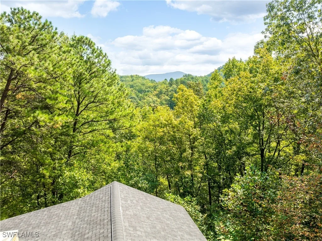 Photo of 4062 Chamberlain Lane