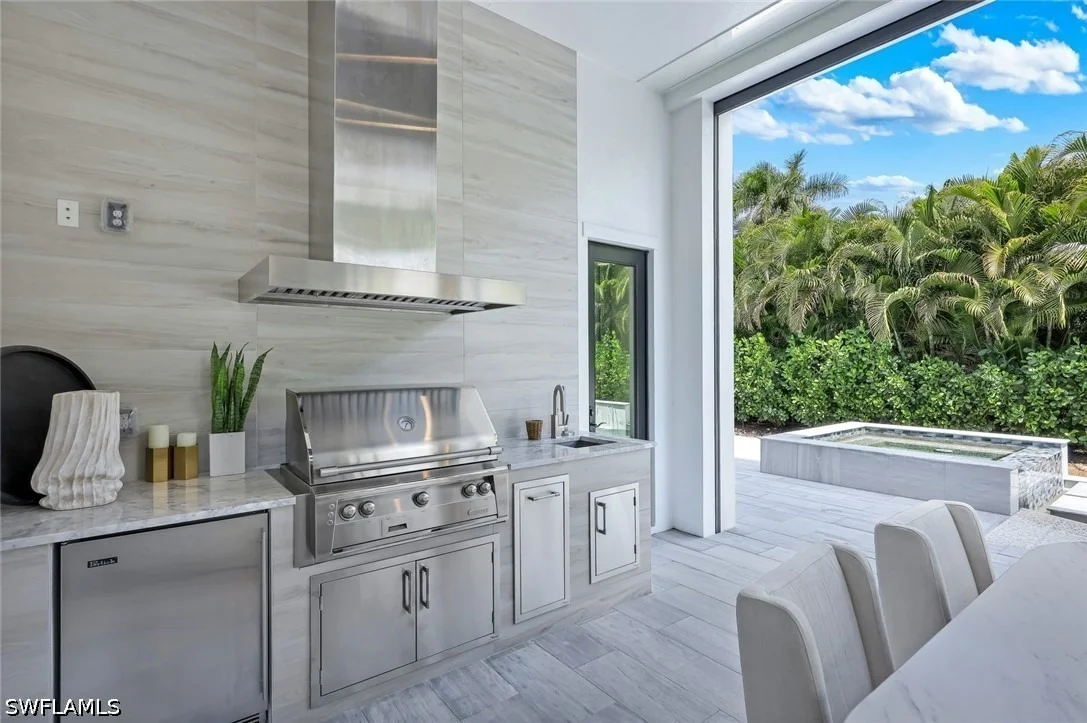 Photo of 767 Park Shore Drive