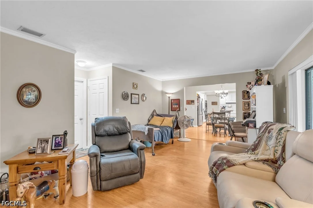 Photo of 1210 Riverbend Drive