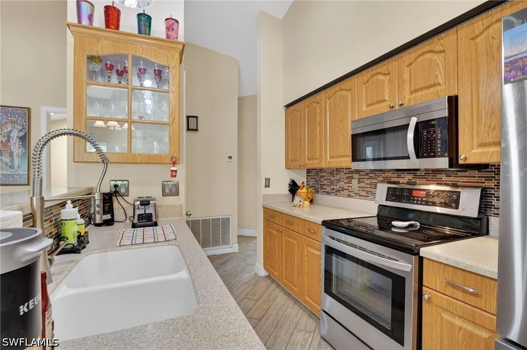 Photo of 22656 Fountain Lakes Boulevard