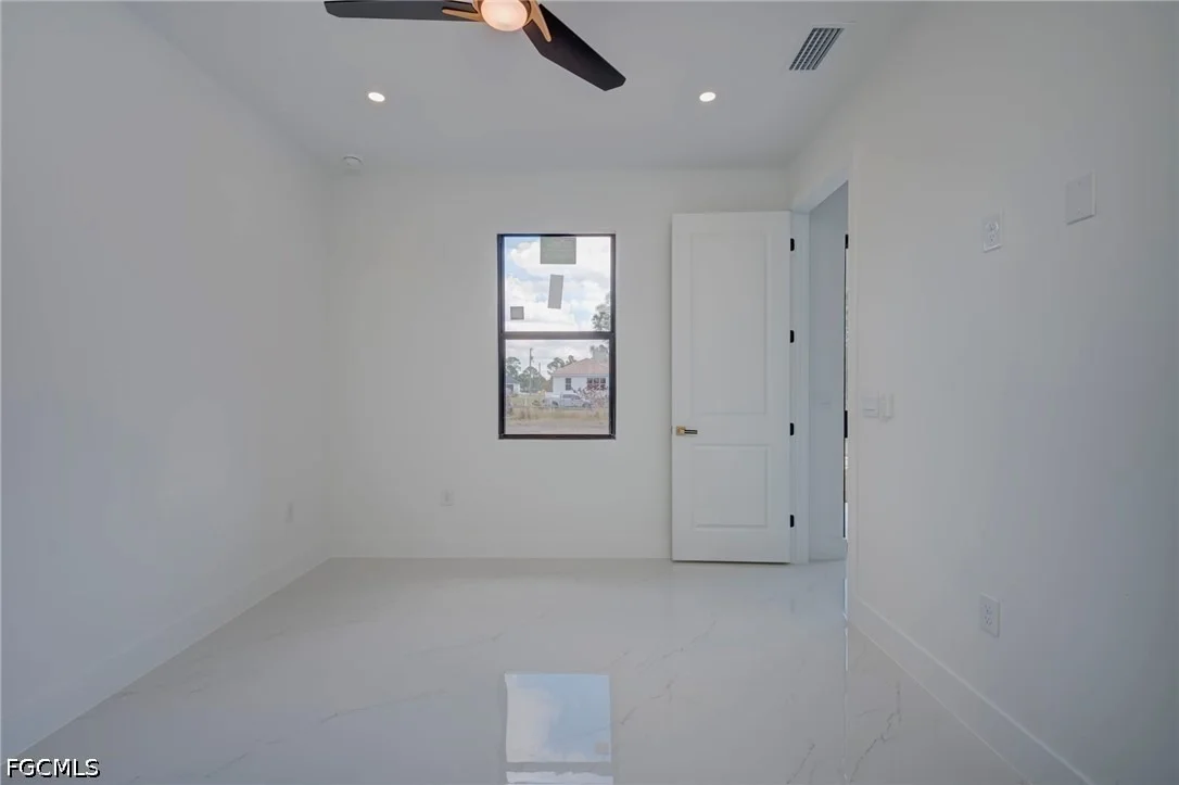 Photo of 1004 Pine Avenue