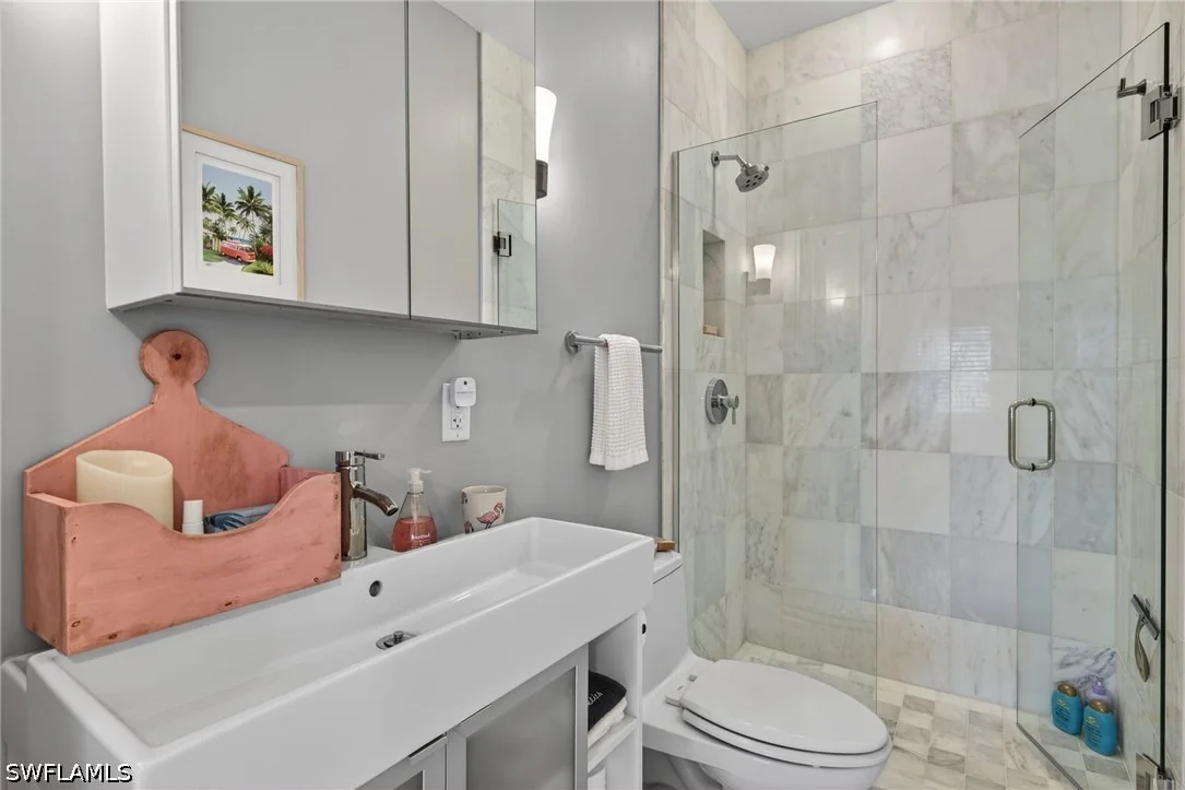 Photo of 740 5th Avenue N