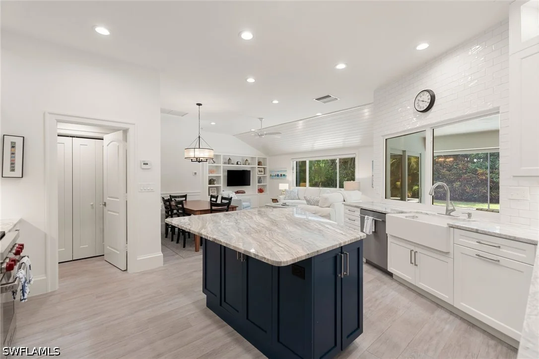 Photo of 571 Neapolitan Lane