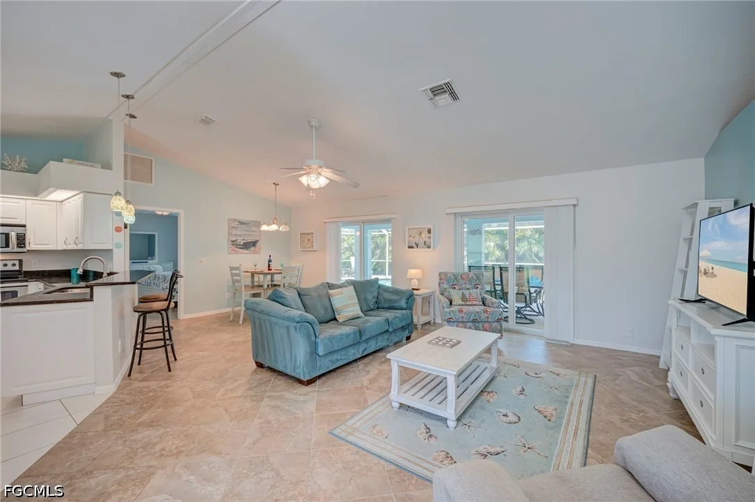 Photo of 5239 Sands Boulevard