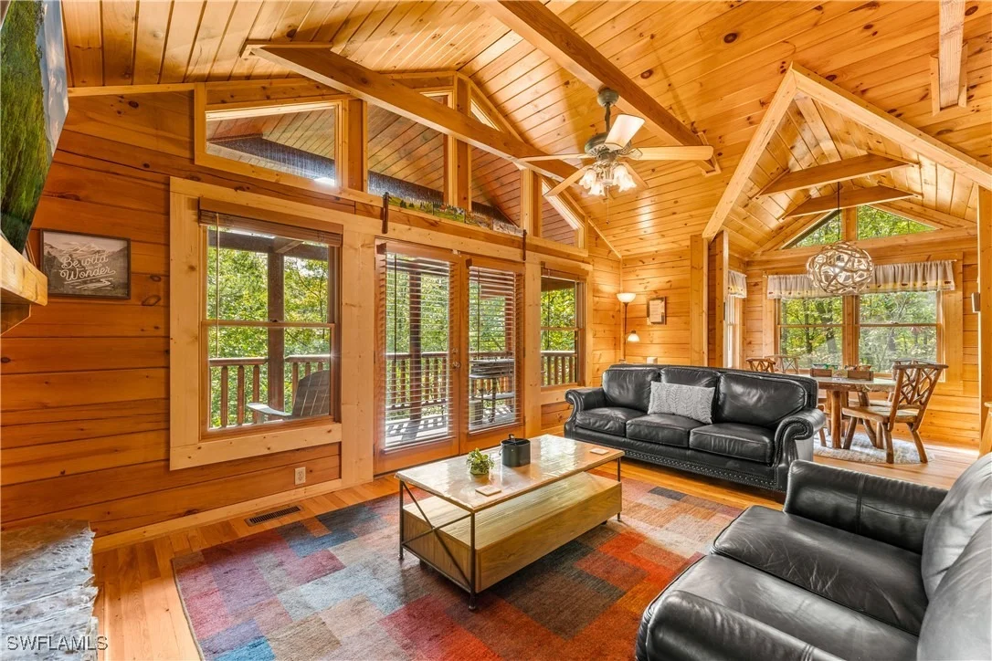 Photo of 4062 Chamberlain Lane