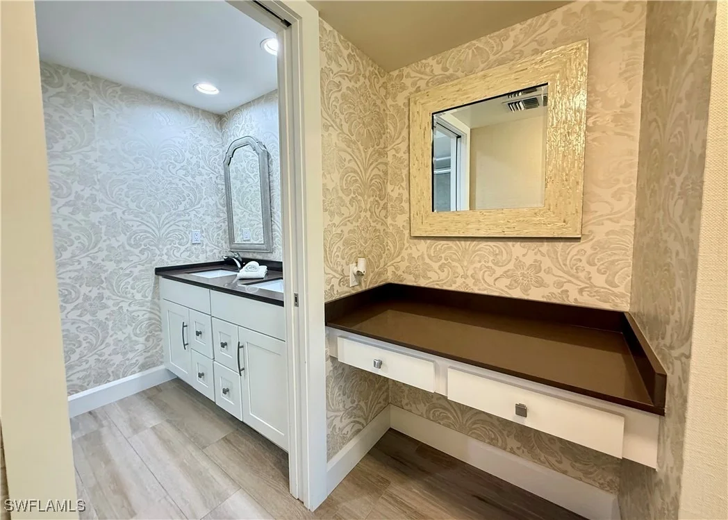 Photo of Unit 534 at 800 River Point Drive