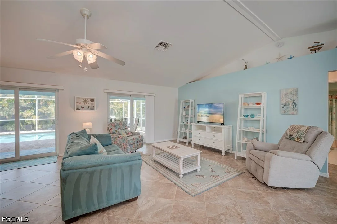 Photo of 5239 Sands Boulevard