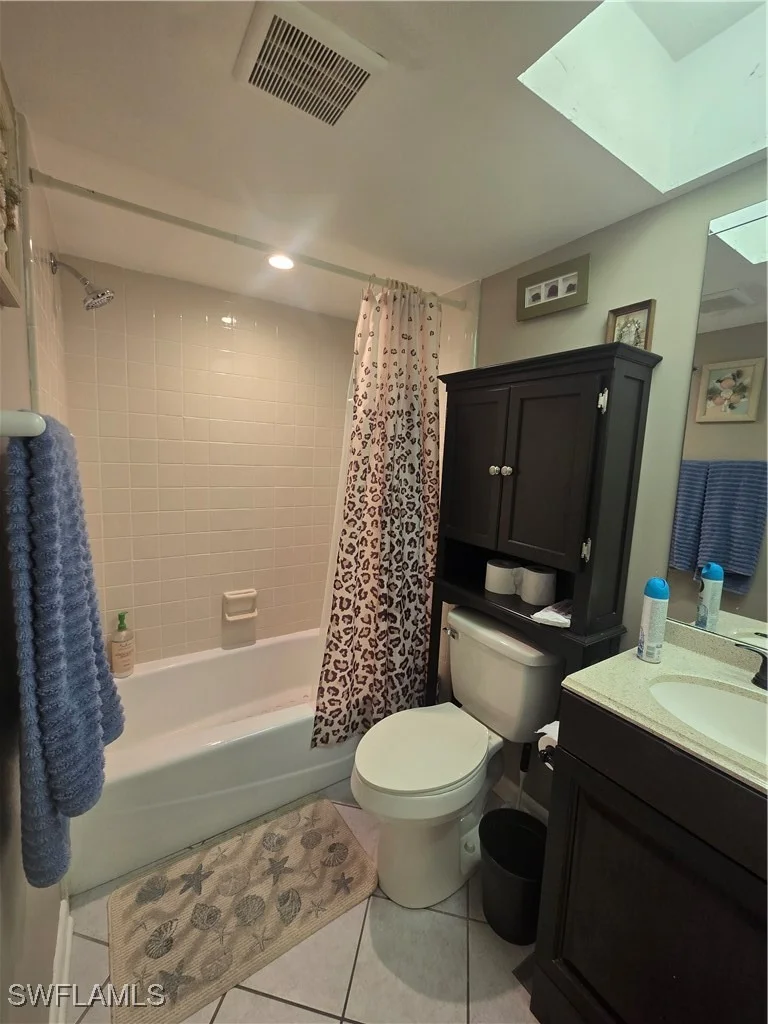 Photo of Unit B105 at 4955 Pepper Circle