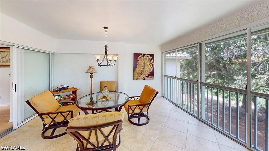 Photo of Unit 303 at 776 Eagle Creek Drive