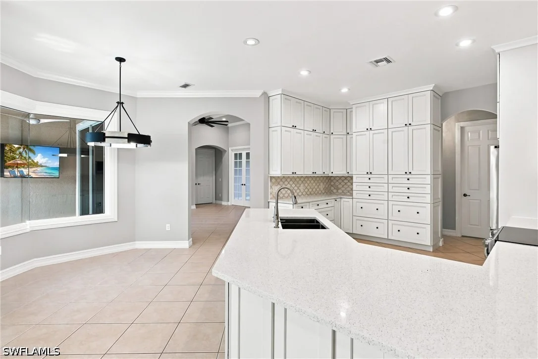 Photo of 5120 Post Oak Lane
