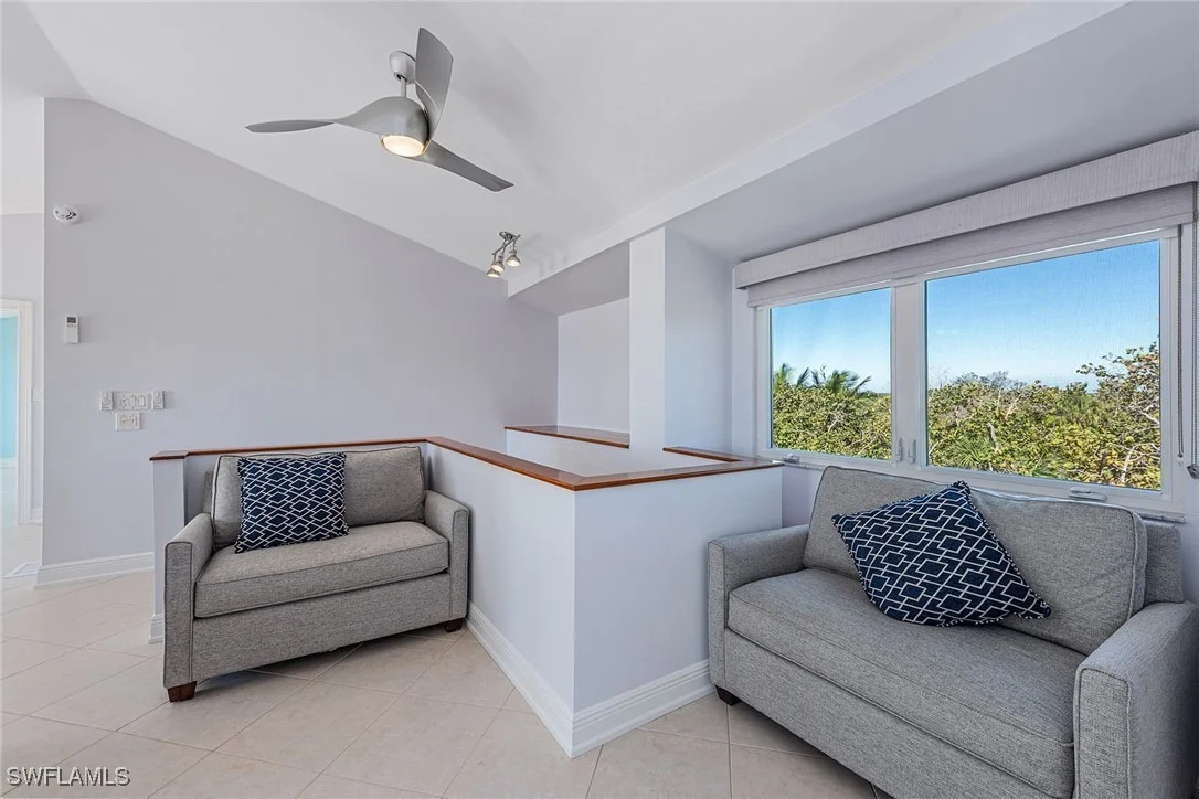 Photo of 10455 Keewaydin