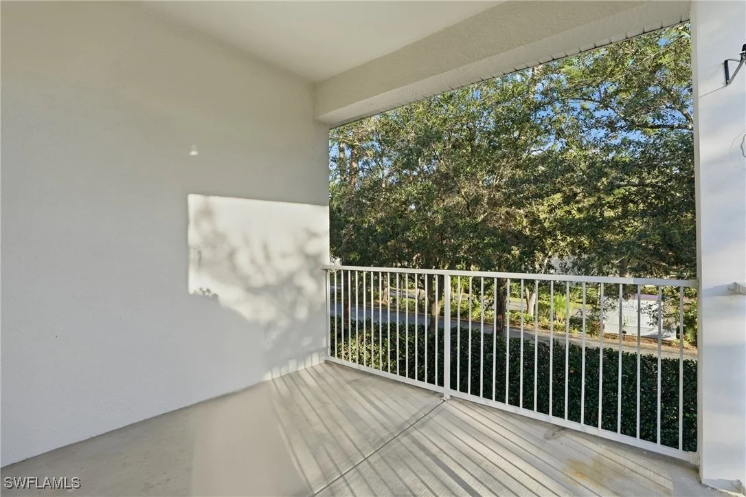 Photo of Unit 604 at 970 Peggy Circle