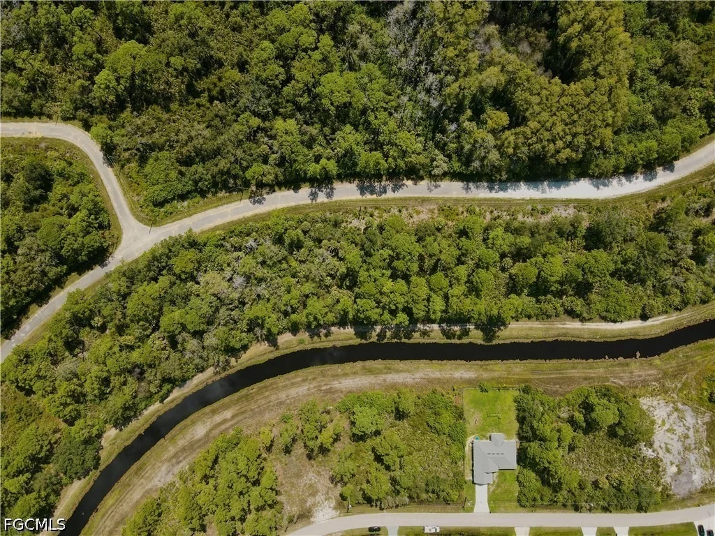 Photo of 1933 Roderick Lane