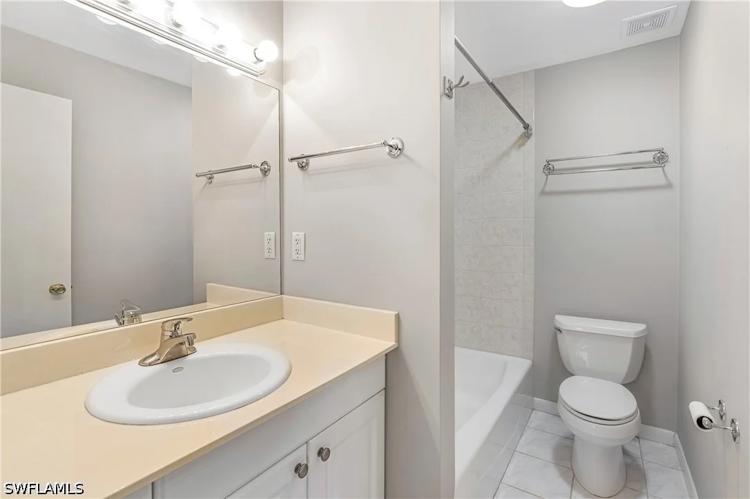 Photo of 313 Forest Hills Boulevard
