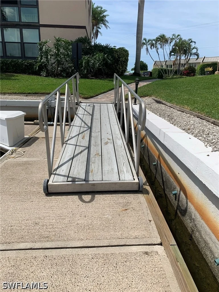 Photo of 801 River Point Drive