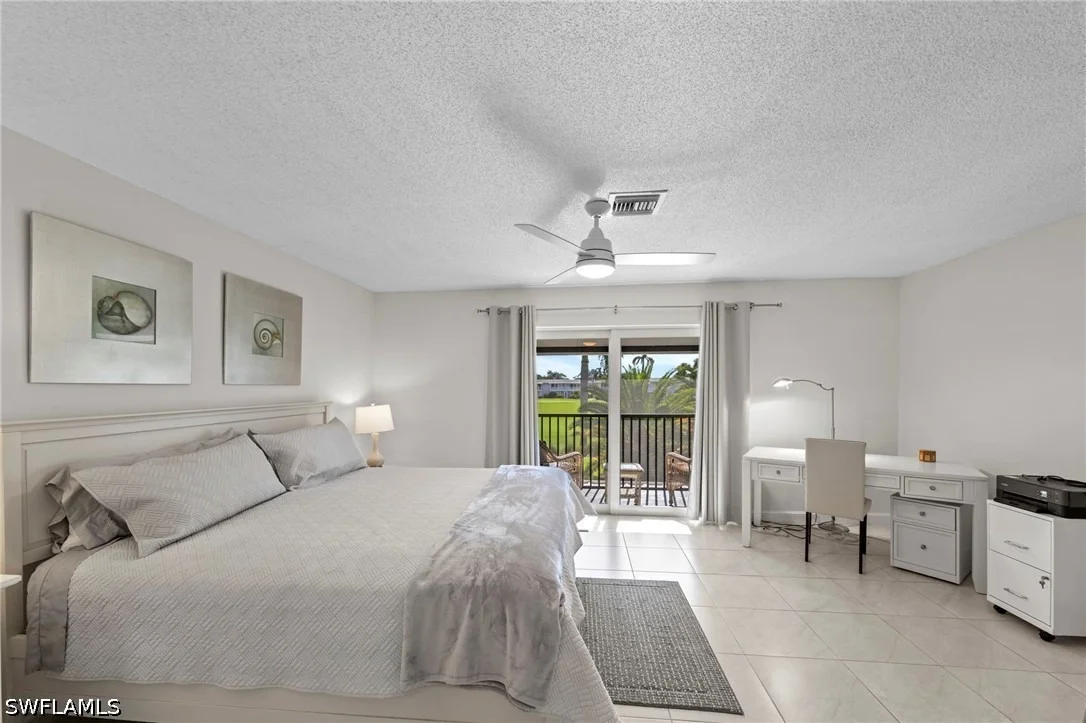 Photo of Unit 4 at 263 Palm Drive