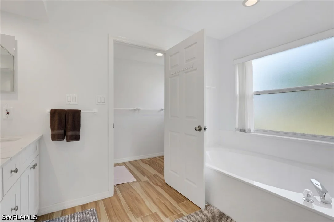 Photo of 3588 Corinthian Way