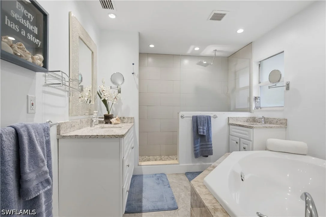 Photo of 150 Logan Boulevard N