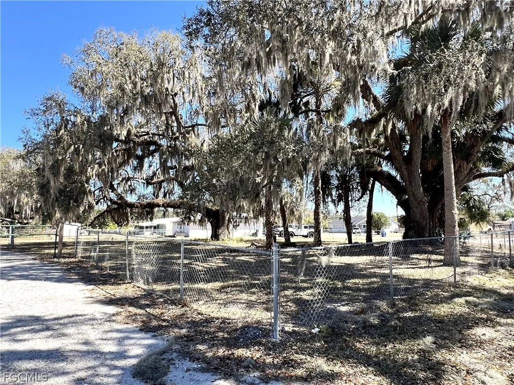 Photo of 4040 S Edgewater Circle