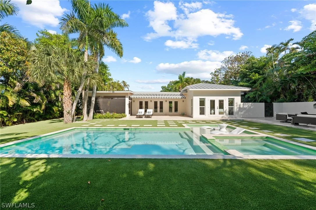 Photo of 1949 ALAMANDA Drive