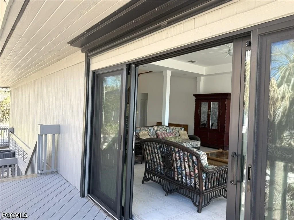 Photo of 484 Gulf Bend Drive