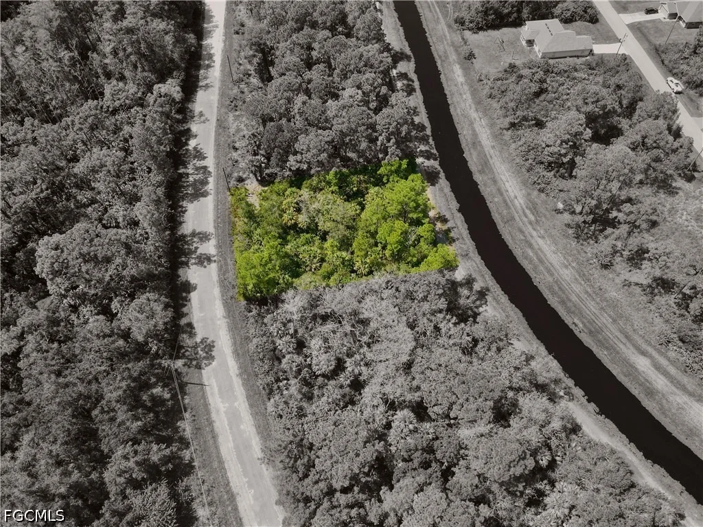 Photo of 1933 Roderick Lane