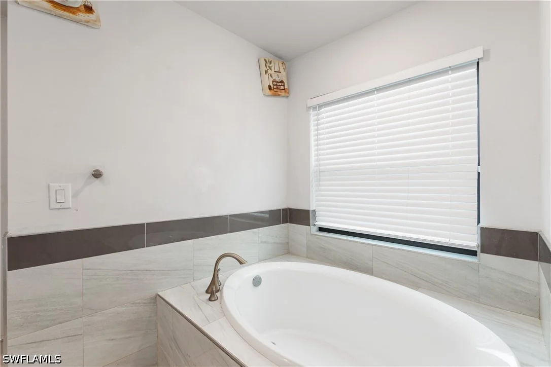 Photo of 2618 Helen Circle