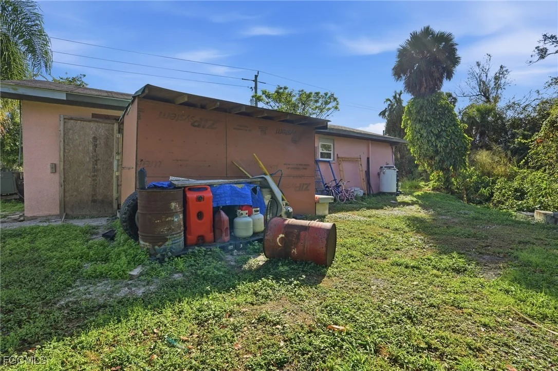Photo of 829 N Bridge Street