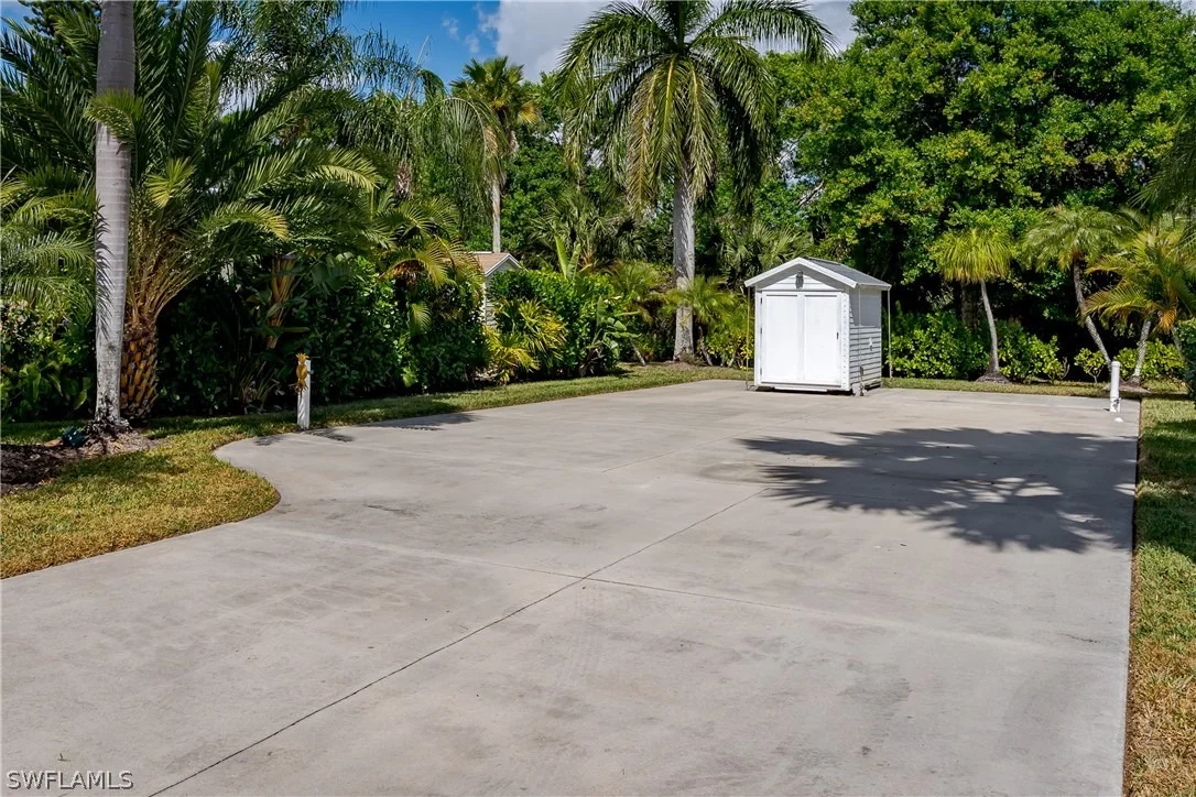 Photo of 1076 Diamond Lake Circle