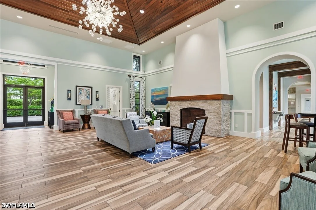 Photo of 2327 Somerset Place