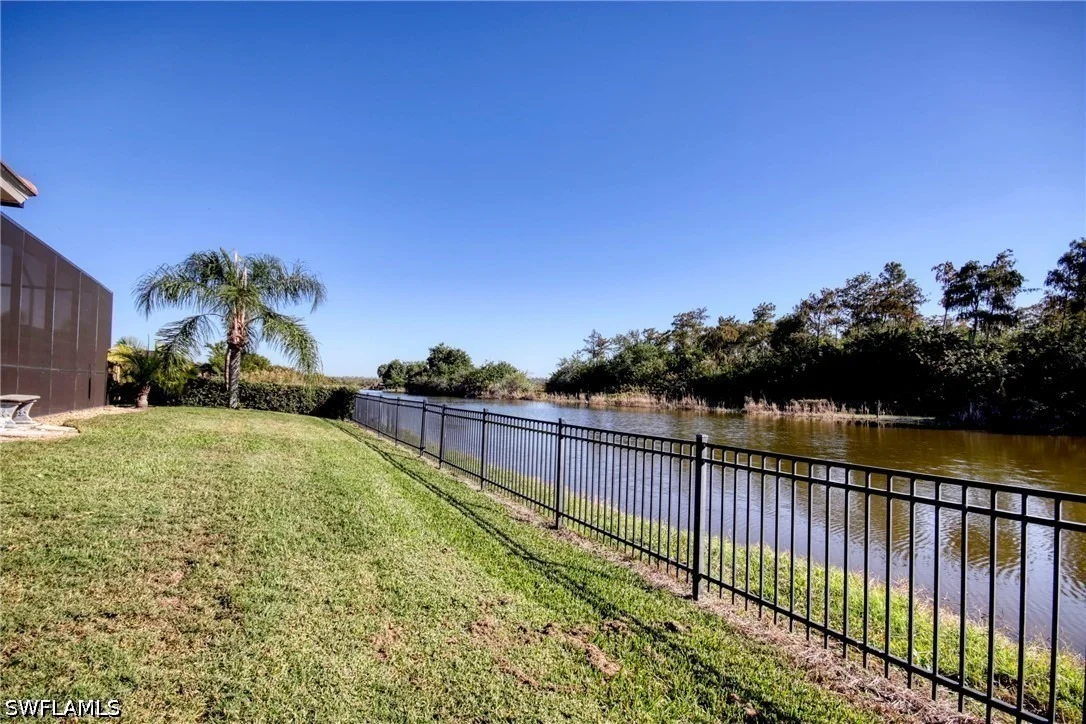 Photo of 18421 Royal Hammock Boulevard