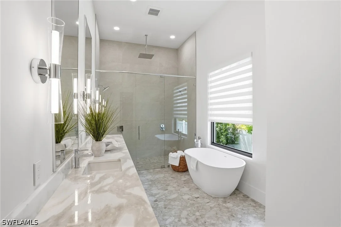 Photo of 1150 8th Terrace N