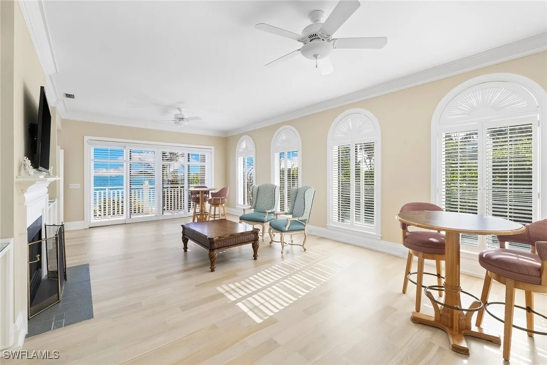 Photo of 1069 Bird Lane